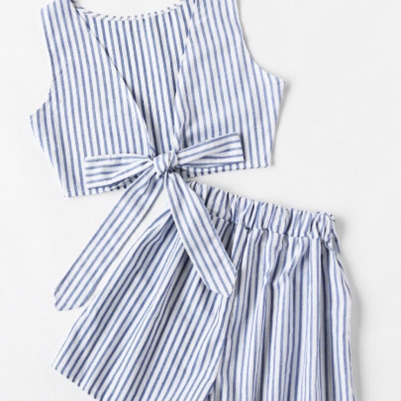 Two Piece Set - Picture 2 of 4